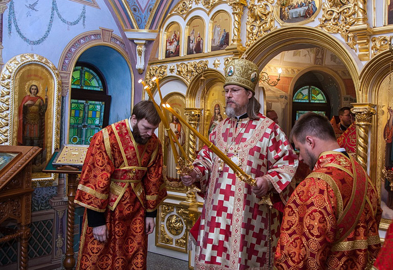 Торжественное богослужение совершил митрополит Рязанский и Михайловский Марк